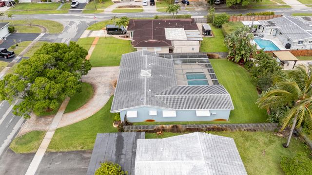 5281 SW 4th Court, Plantation, FL 33317