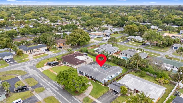 5281 SW 4th Court, Plantation, FL 33317