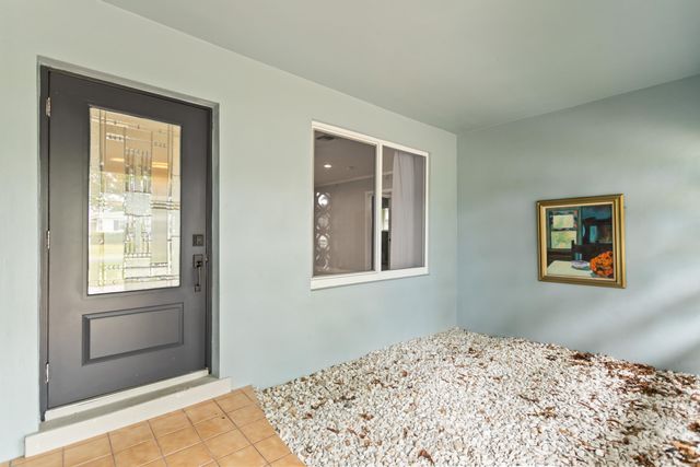 5281 SW 4th Court, Plantation, FL 33317