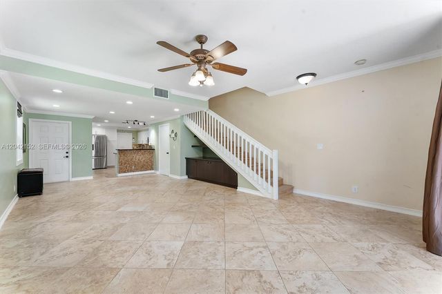 1552 Barcelona Way 619, Weston, FL 33327