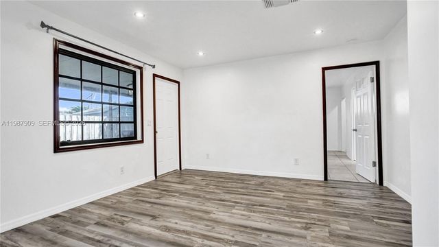 1007 N 31st Road, Hollywood, FL 33021