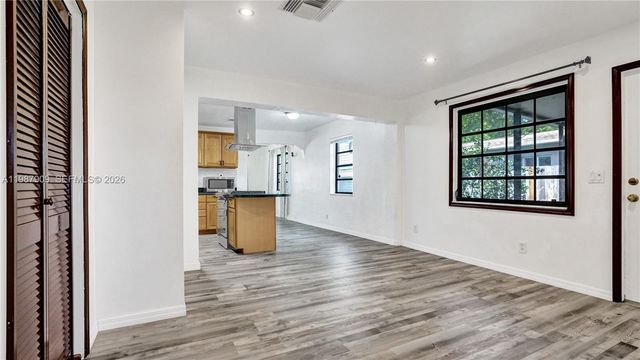 1007 N 31st Road, Hollywood, FL 33021