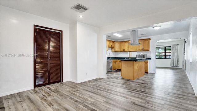 1007 N 31st Road, Hollywood, FL 33021