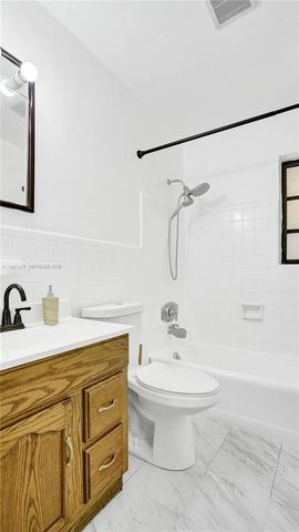 1007 N 31st Road, Hollywood, FL 33021