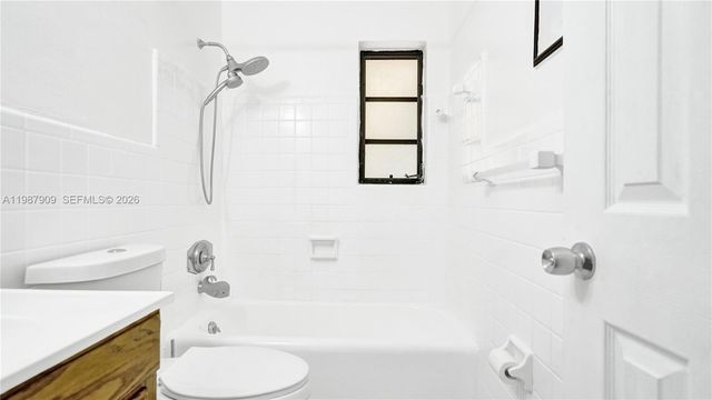 1007 N 31st Road, Hollywood, FL 33021