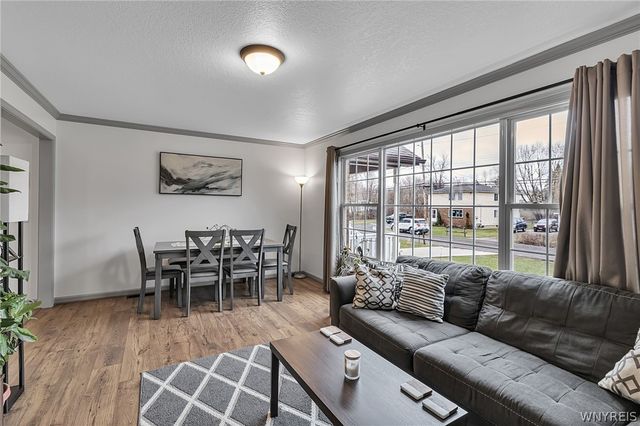 4996 Thurston Avenue, Hamburg, NY 14219