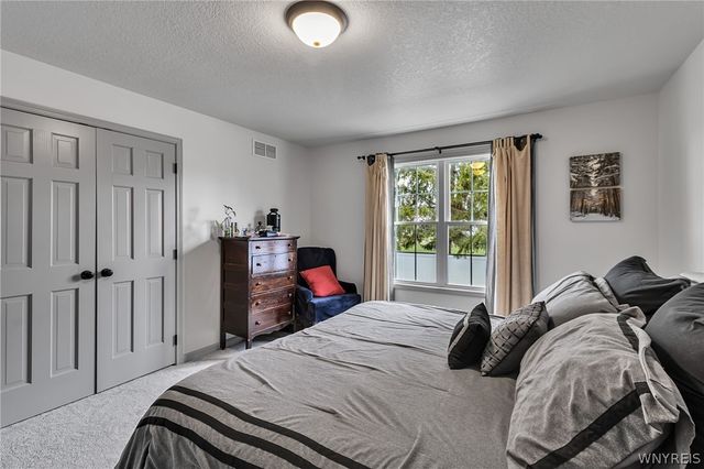 4996 Thurston Avenue, Hamburg, NY 14219