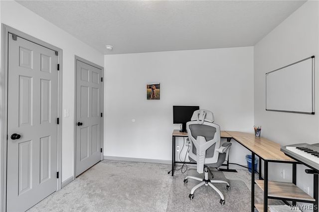 4996 Thurston Avenue, Hamburg, NY 14219