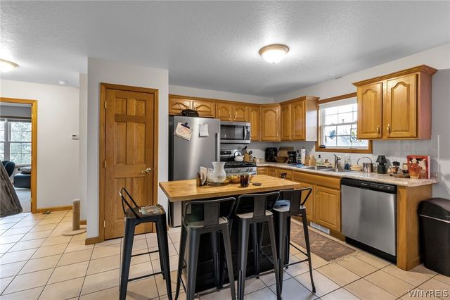 4996 Thurston Avenue, Hamburg, NY 14219