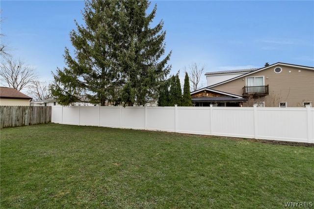 4996 Thurston Avenue, Hamburg, NY 14219