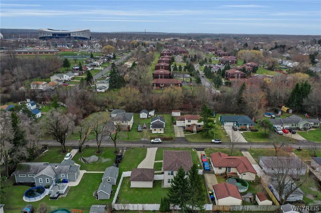 4996 Thurston Avenue, Hamburg, NY 14219