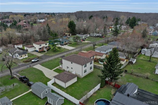 4996 Thurston Avenue, Hamburg, NY 14219