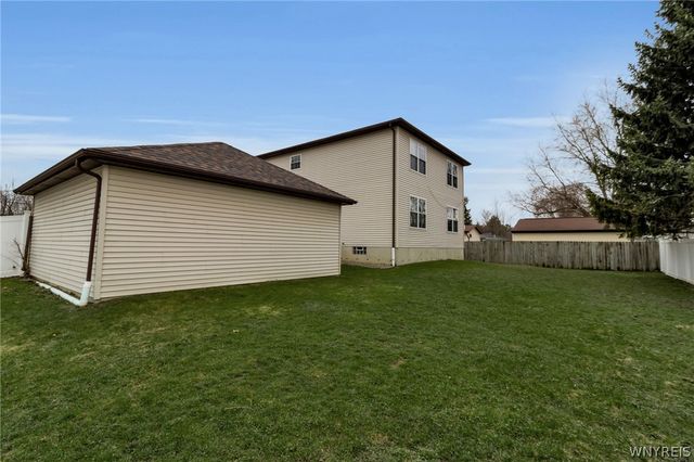 4996 Thurston Avenue, Hamburg, NY 14219