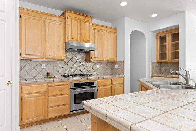 5000 Millner Way, Elk Grove, CA 95757