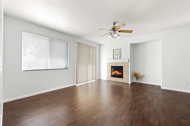 5000 Millner Way, Elk Grove, CA 95757