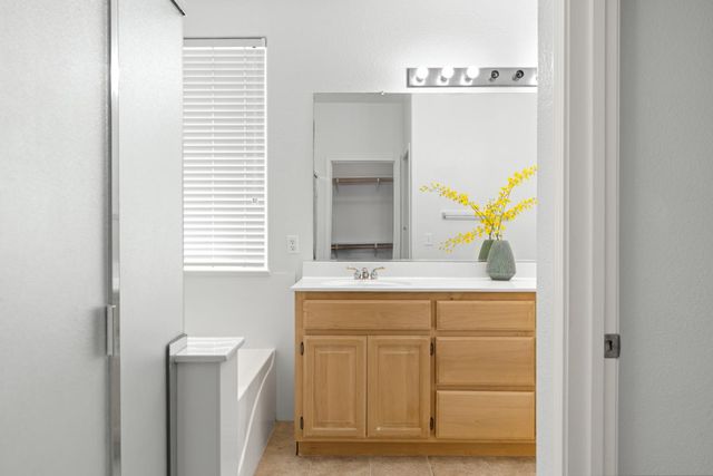 5000 Millner Way, Elk Grove, CA 95757