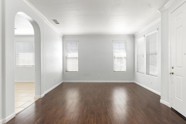 5000 Millner Way, Elk Grove, CA 95757