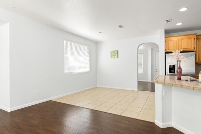 5000 Millner Way, Elk Grove, CA 95757