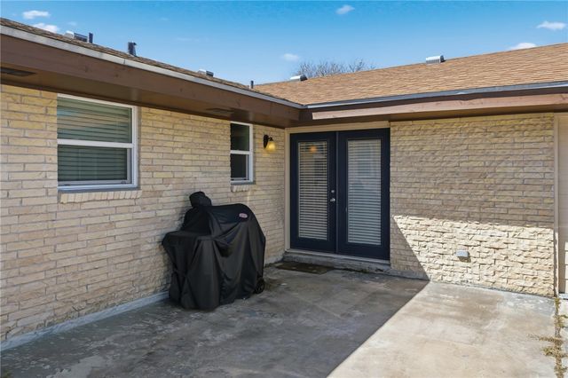 3518 Lariat Lane, Corpus Christi, TX 78415