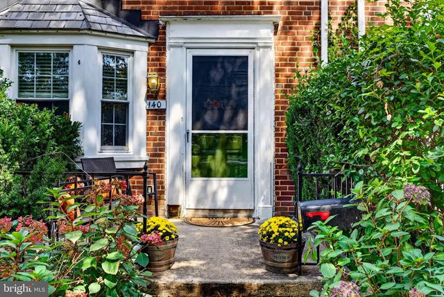 140 HOPKINS RD, Baltimore, MD 21212