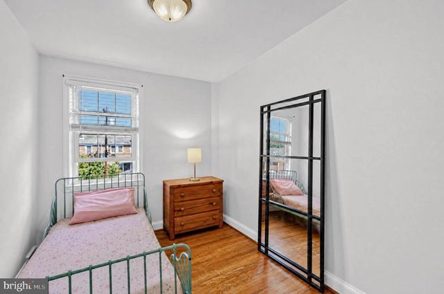 140 HOPKINS RD, Baltimore, MD 21212
