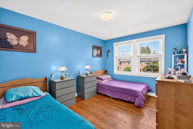 140 HOPKINS RD, Baltimore, MD 21212