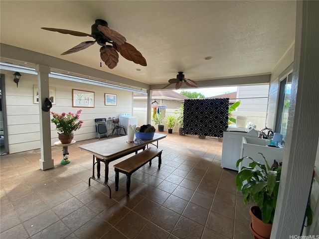 91-1023 Kailoa Street, Ewa Beach, HI 96706