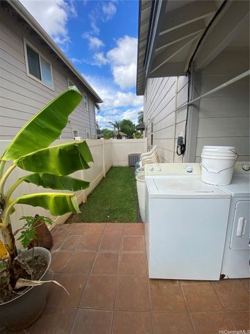 91-1023 Kailoa Street, Ewa Beach, HI 96706