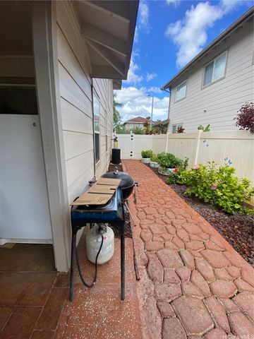 91-1023 Kailoa Street, Ewa Beach, HI 96706