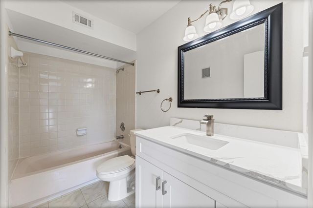 7643 Cambridge Street 7643, Houston, TX 77054