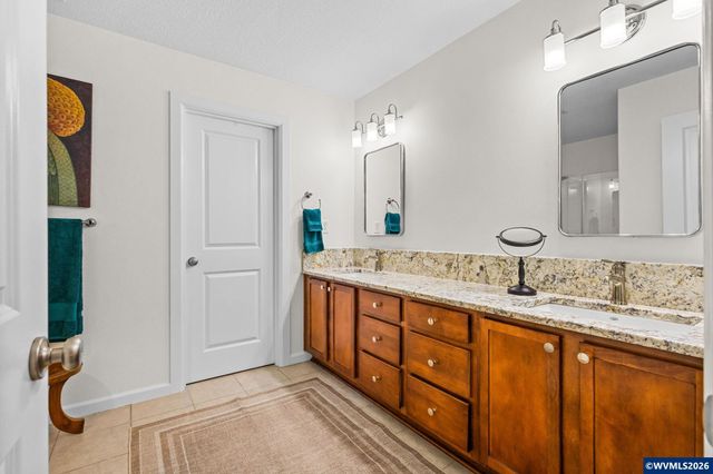 3065 Elliot St NW, Salem, OR 97304