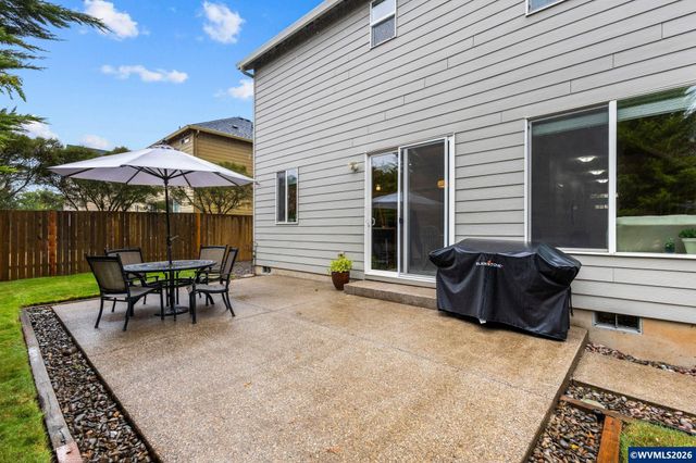 3065 Elliot St NW, Salem, OR 97304