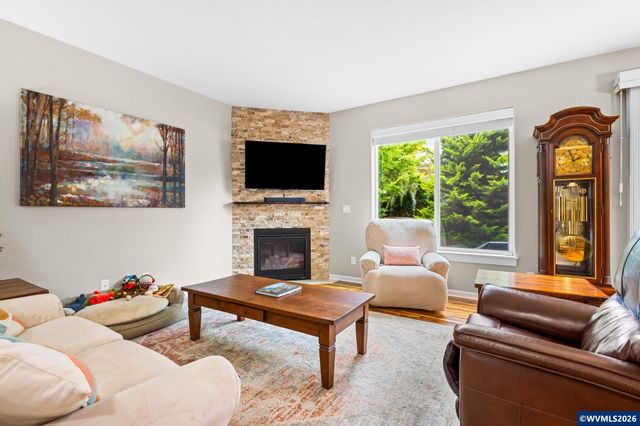 3065 Elliot St NW, Salem, OR 97304