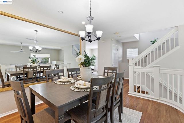 9003 Falcon St, Danville, CA 94506