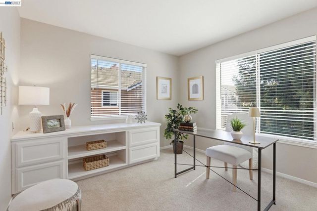 9003 Falcon St, Danville, CA 94506