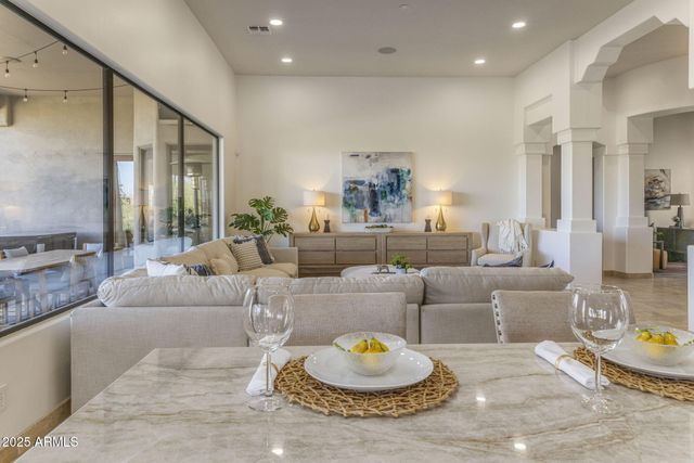 32005 N 140TH Place, Scottsdale, AZ 85262