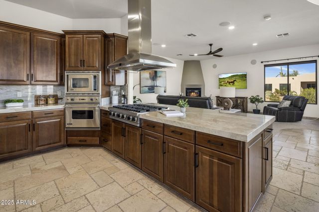 32005 N 140TH Place, Scottsdale, AZ 85262