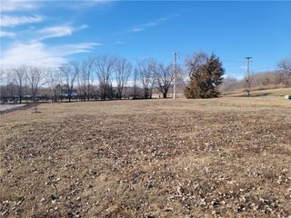 5130 Willow Creek Boulevard, Johnson, AR 72762