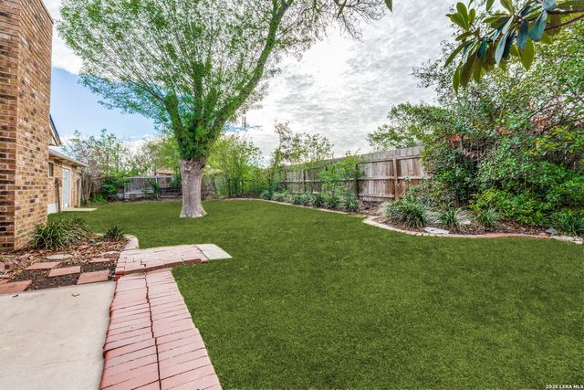 6430 RIDGE FOREST DR, San Antonio, TX 78233