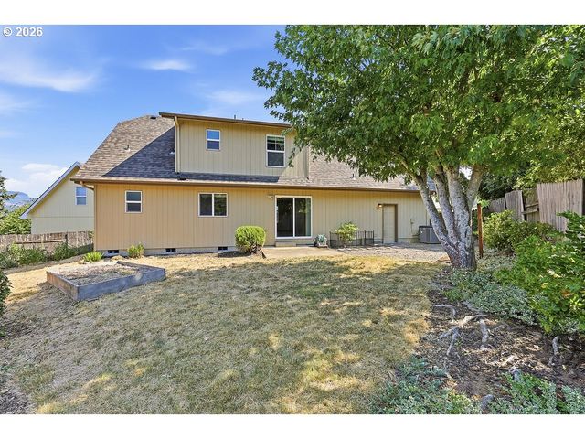 196 S 72ND St, Springfield, OR 97478