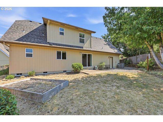 196 S 72ND St, Springfield, OR 97478