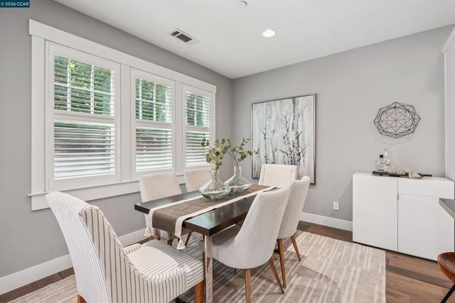 18 Brookstone Ln, Danville, CA 94526