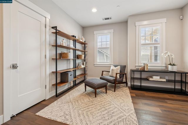 18 Brookstone Ln, Danville, CA 94526