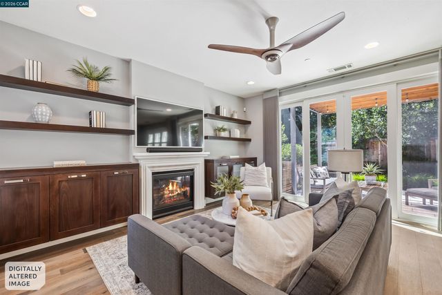18 Brookstone Ln, Danville, CA 94526