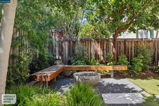 18 Brookstone Ln, Danville, CA 94526