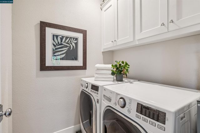 18 Brookstone Ln, Danville, CA 94526