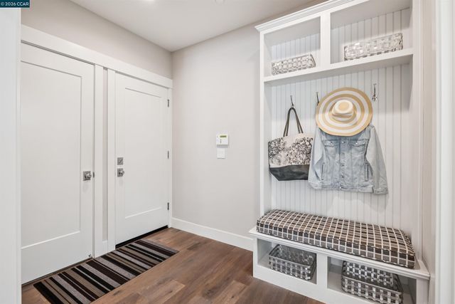 18 Brookstone Ln, Danville, CA 94526