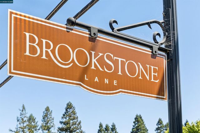 18 Brookstone Ln, Danville, CA 94526