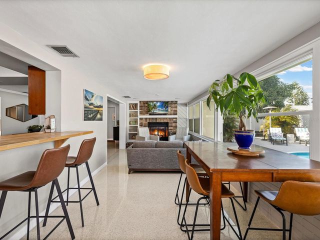 1090 MCFARLAND STREET, Dunedin, FL 34698