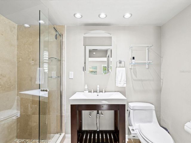 1090 MCFARLAND STREET, Dunedin, FL 34698